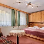 Bartlbauer Guest house 4*